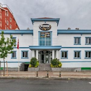 Diamond City Resort Hotel